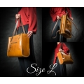 Squer handmade bag in camel color