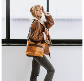 Leather woman Camel bag made by Ladybuq, full grain leather handmade bag