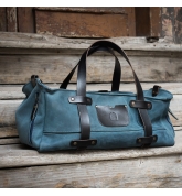 Skórzana torba podróżna w niebieskim kolorze wykonana ręcznie od Ladybuq Art