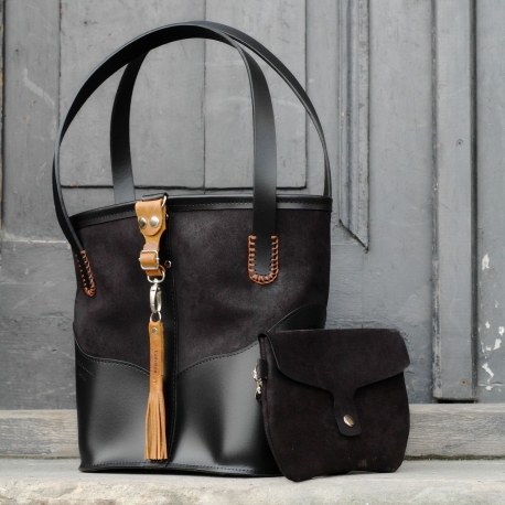 Leather bag Julia in three sizes, woman bag in Black and Whiskey colors made by Ladybuq