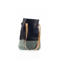 Handgemachte Hobo-Tasche ZOE aus naturbelassenem Leder in Schwarz und Grau