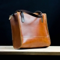 Squer handmade bag in camel color