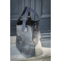Skórzana torebka ręcznie wykonana z wysokiej jakości skóry Alicja z długim paskiem w kolorze szarnym i grafitowym